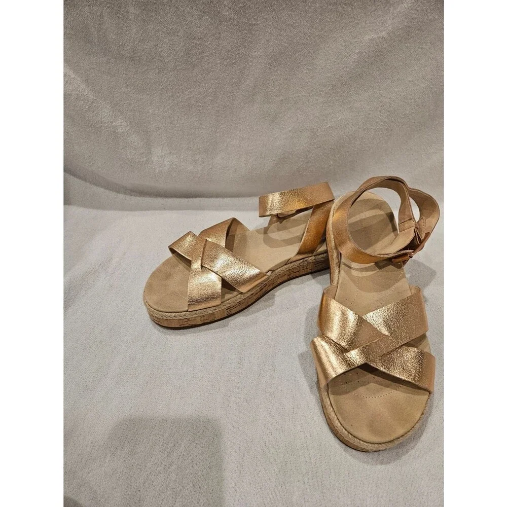 CLARKS Botanic Poppy Leather Sandals Rose Gold 9.5